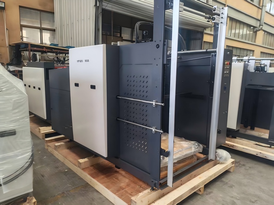 Nauja Star YFMD-850 automatinė didelės spartos laminavimo mašina netrukus bus išsiųsta į Tailandą!